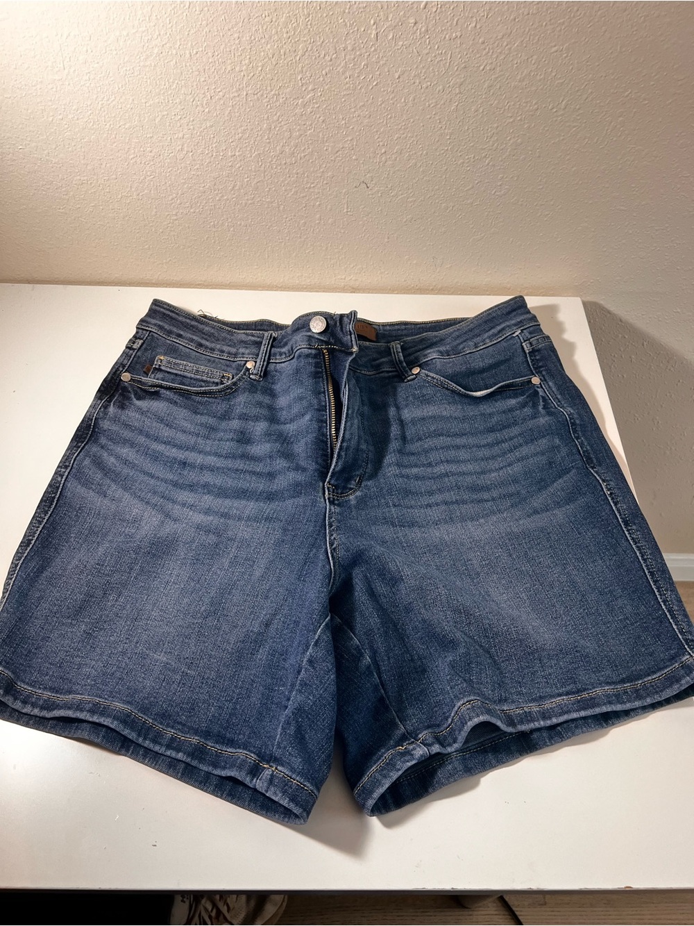 Judy Blue Mid Wash Denim Shorts